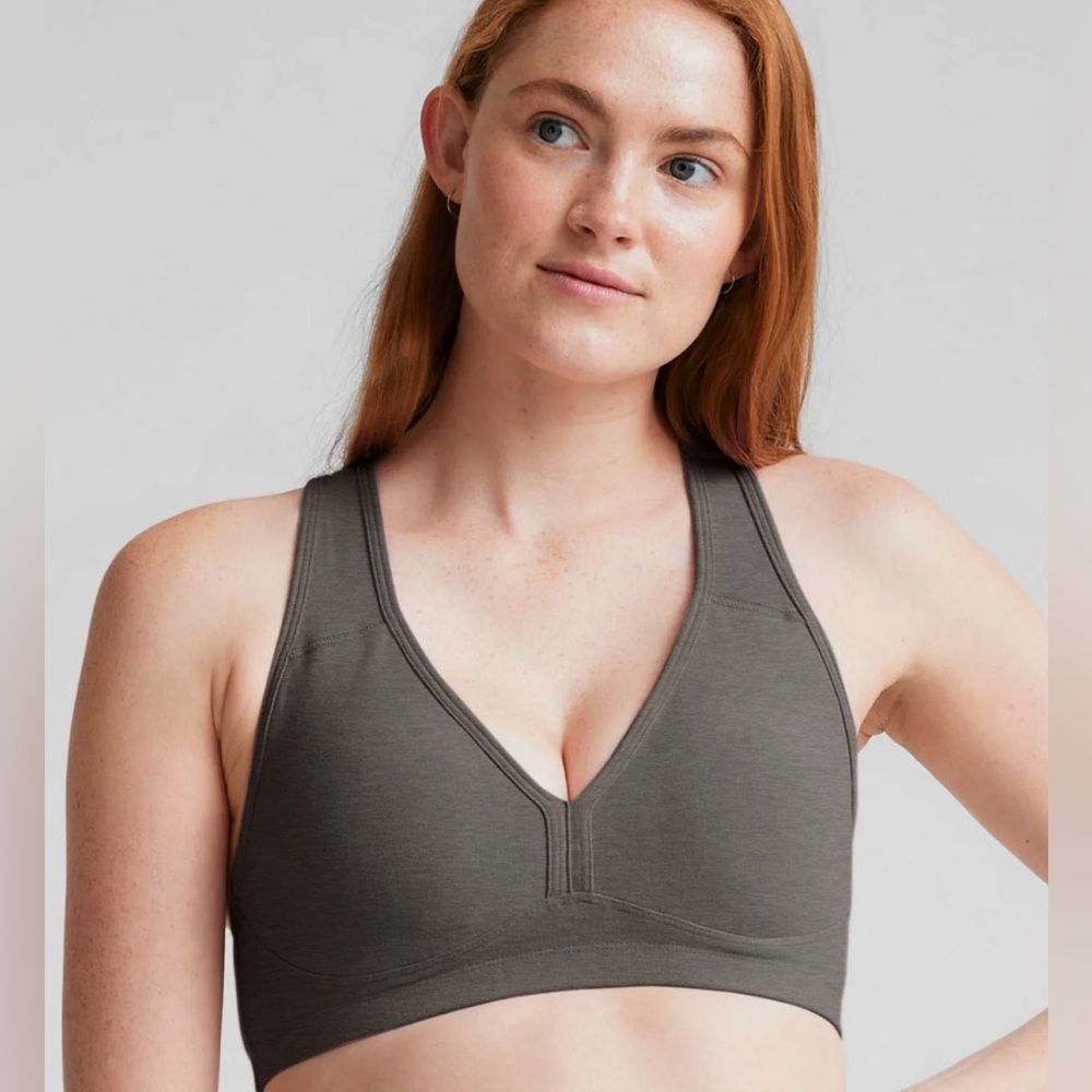 Beyond Yoga XL Spacedye Lift Your Spirits Racerback Sports Bra Heather Gray